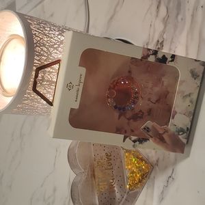 Ring Holder kickstand by Nanette Lepore